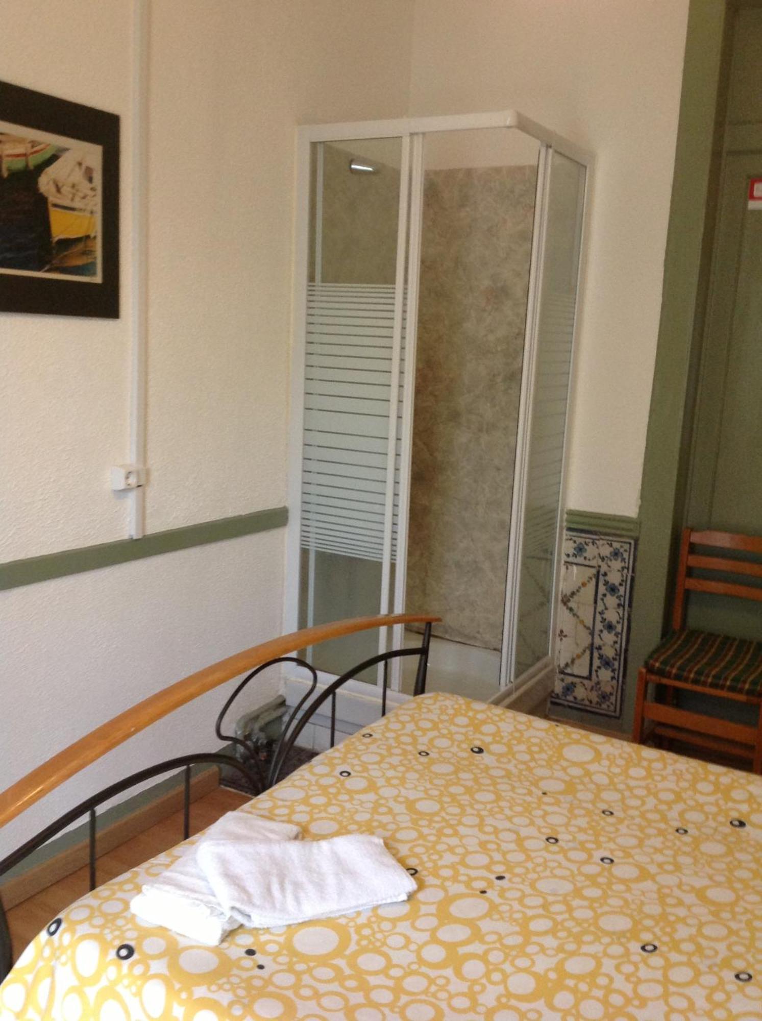 New Aljubarrota Guest House Lisboa Szoba fotó