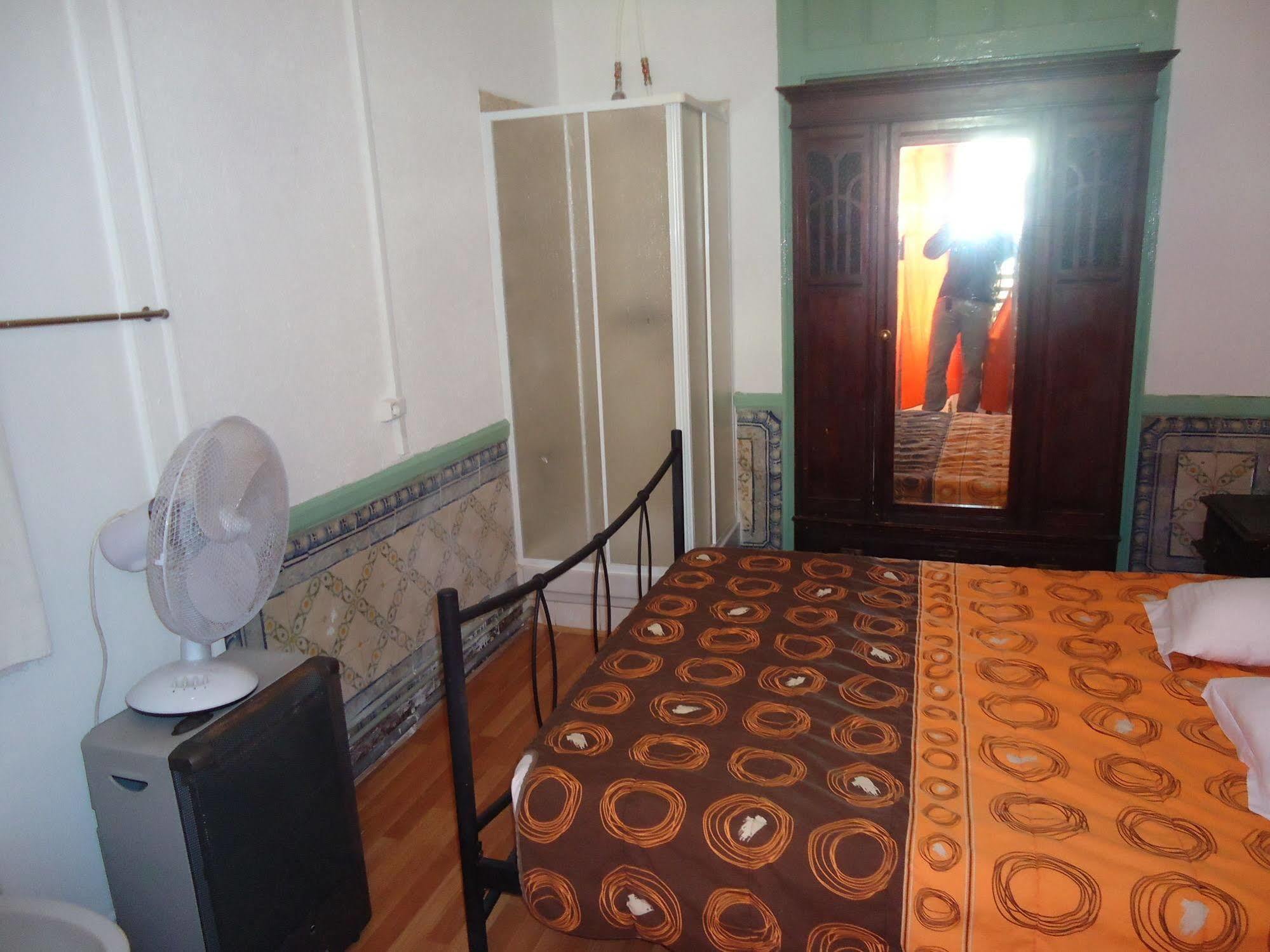 New Aljubarrota Guest House Lisboa Kültér fotó